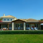 فيلة Ioli's