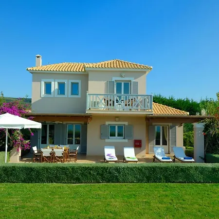 Ioli's Villa